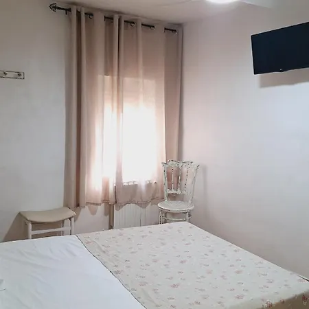 Fonda Toldra Pensión Ulldemolins