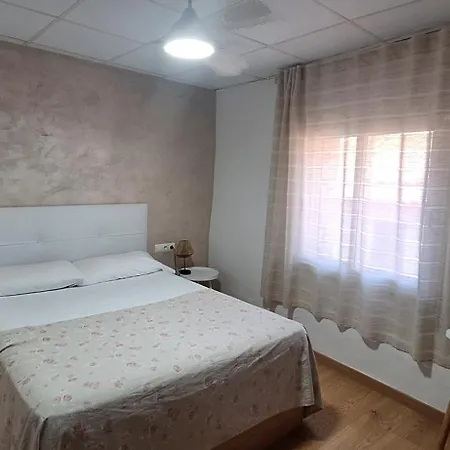 Fonda Toldra Guest house