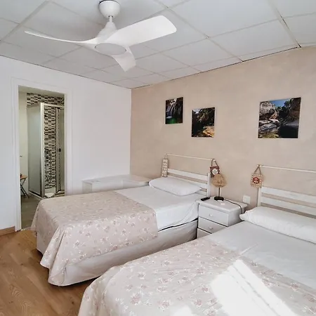 Guest house Fonda Toldra 3*