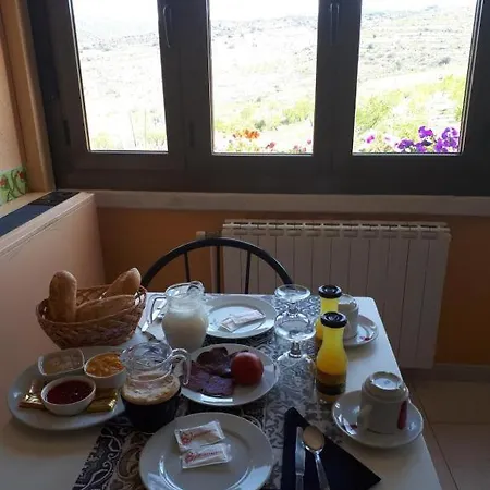 Fonda Toldra Guest house 3*